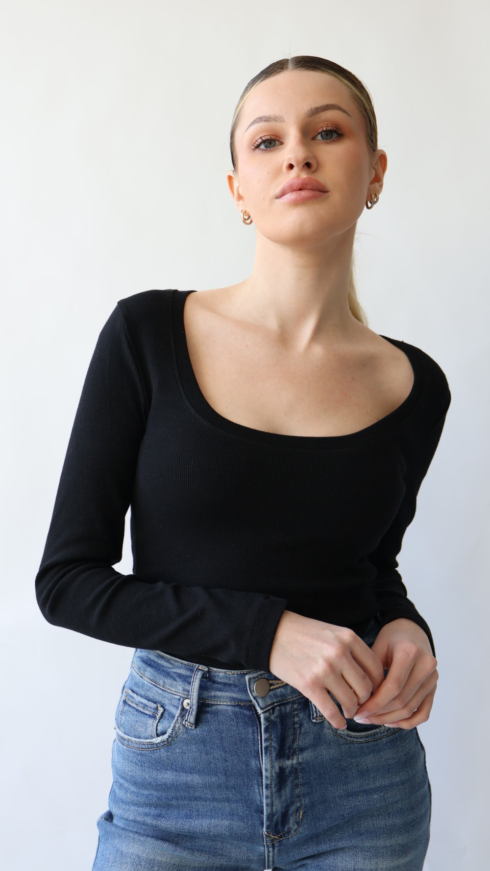 Ribbed Cotton Scoop Neck Long Sleeve Top