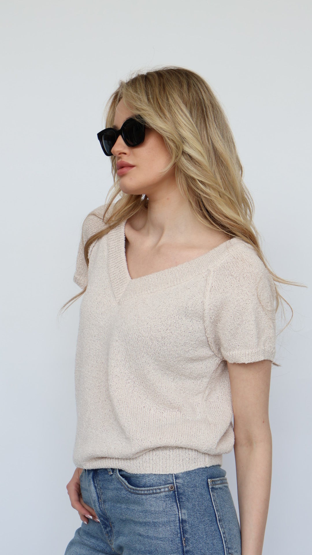 Short Sleeve V Neck Sweater