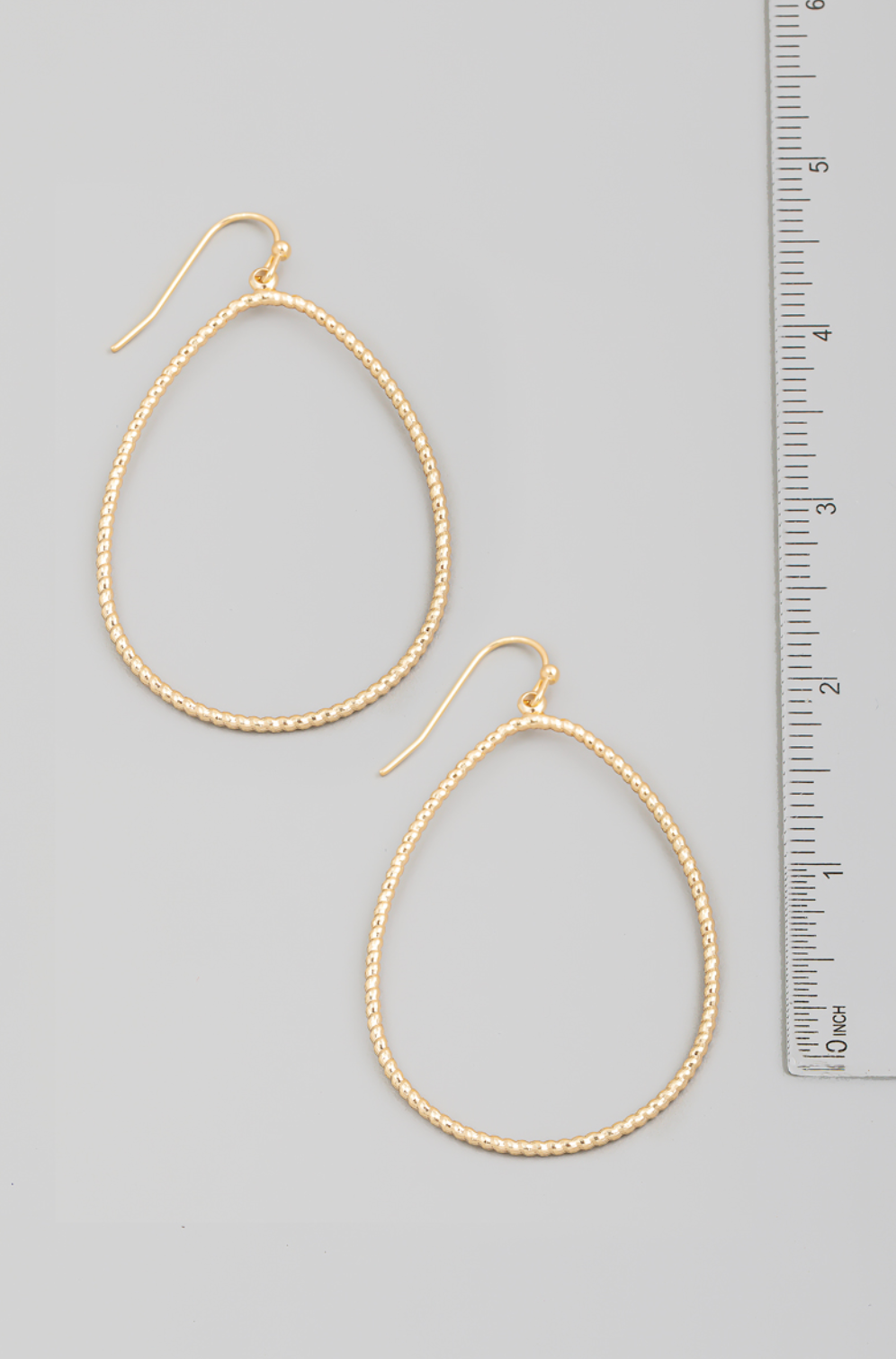 Ribbed Oval Hook Drop Earrings