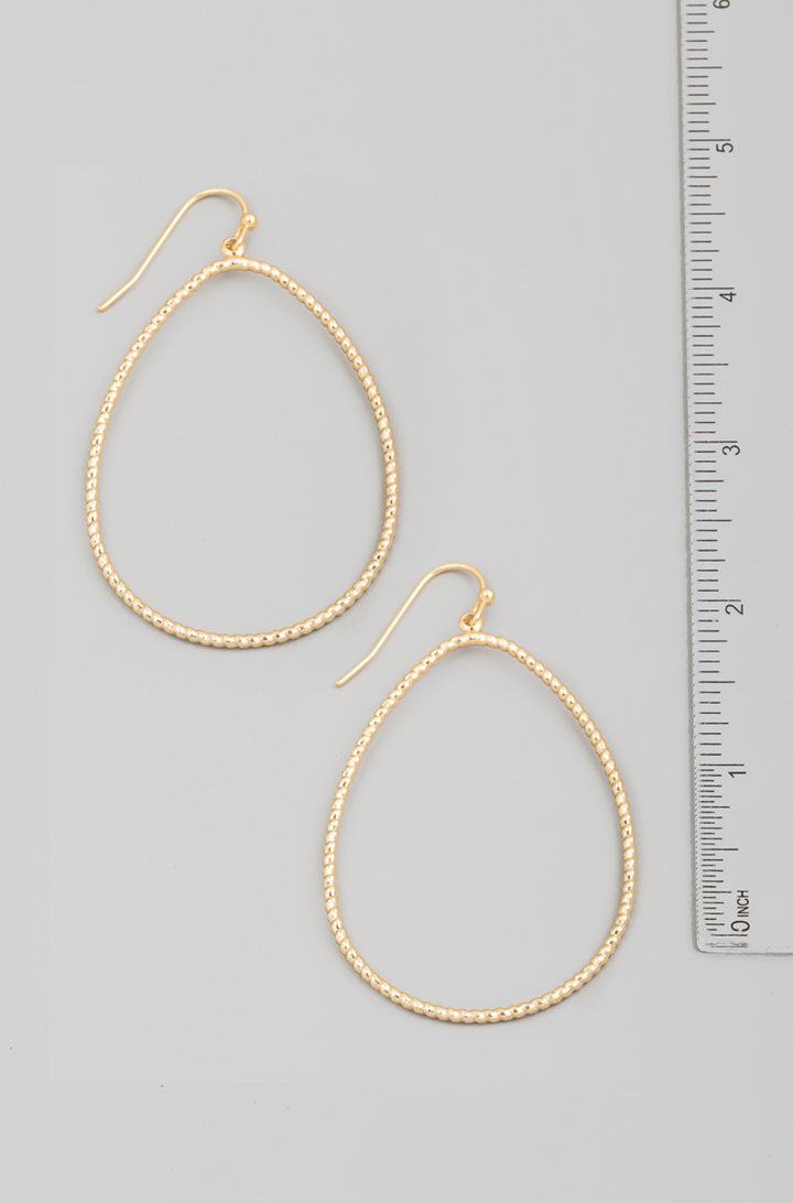 Ribbed Oval Hook Drop Earrings