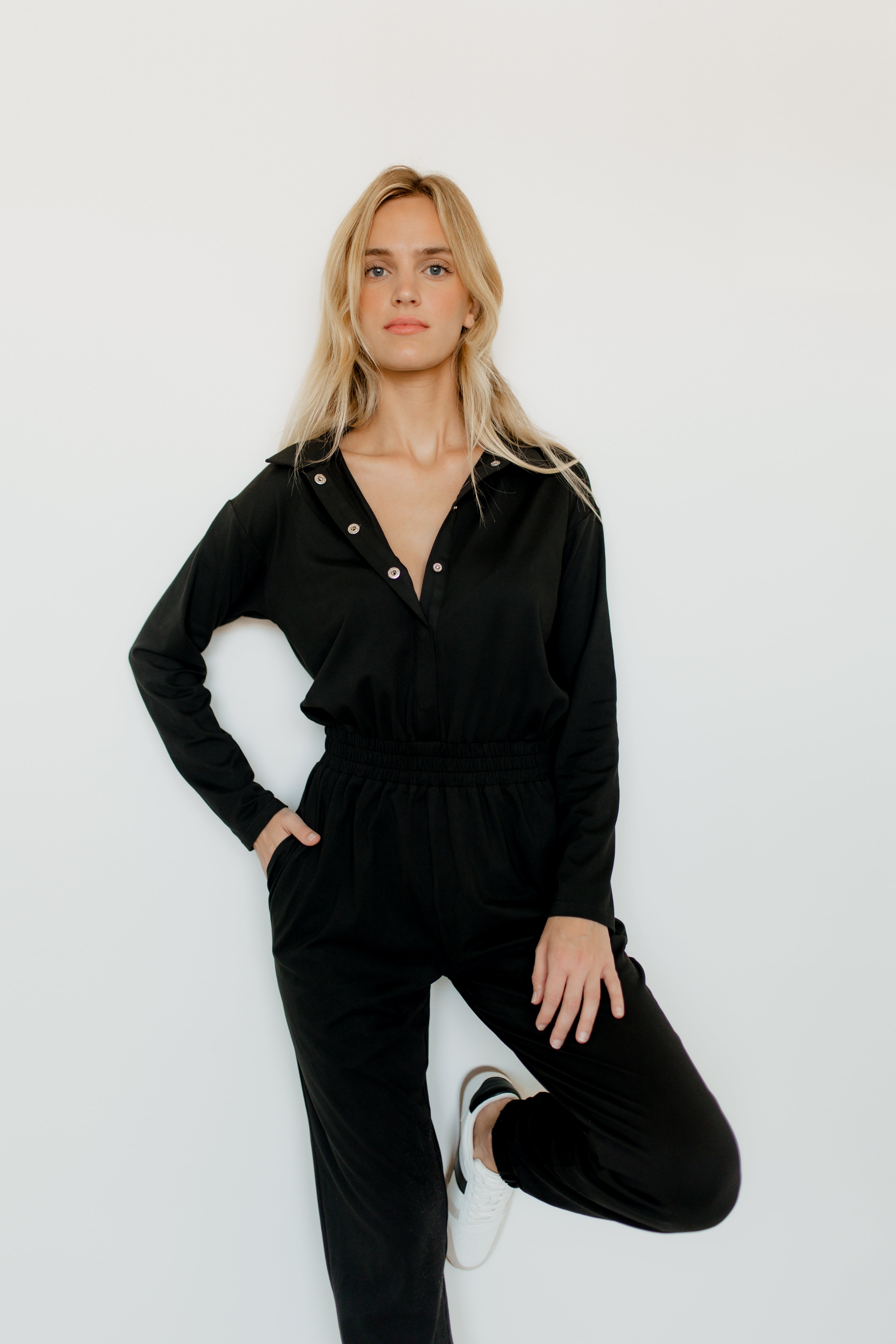 Black jumpsuit jogger online